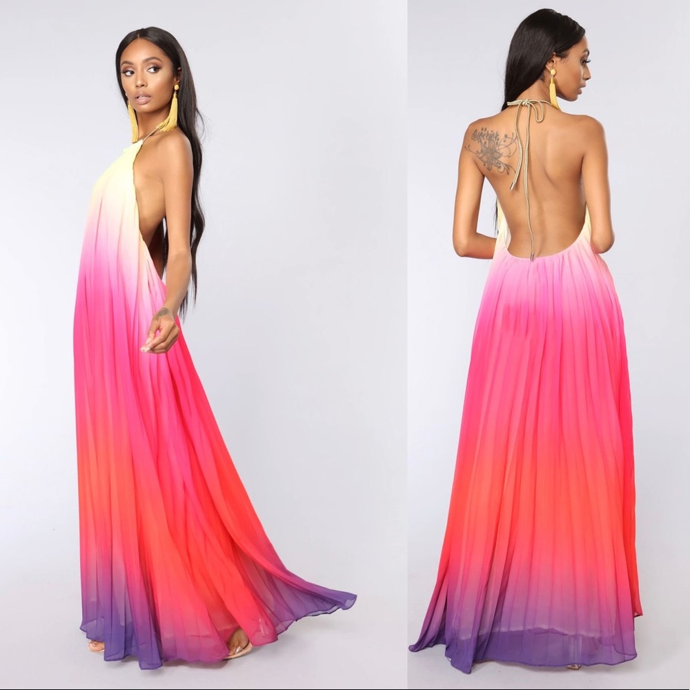 NWT FashionNova Ombré Sunset Maxi Pleated Size S - Picture 1 of 3